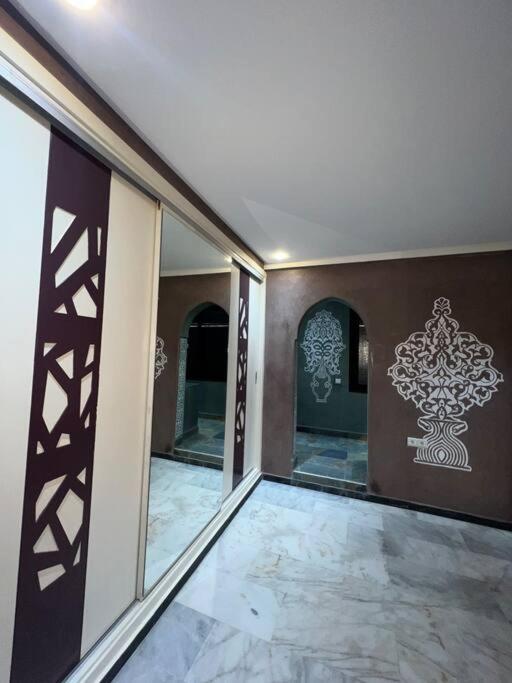 Appartement Bien Situe A Gueliz มาร์ราเกช ภายนอก รูปภาพ